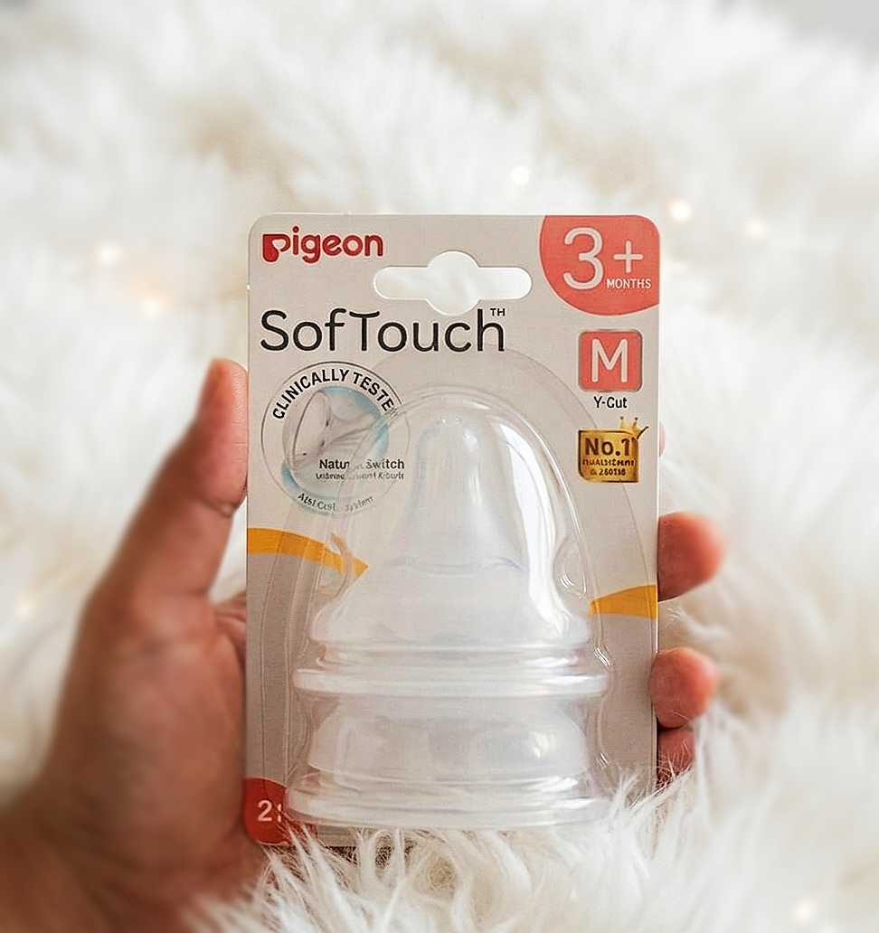 Pigeon SofTouch™ Peristaltic Nipple (Size M).