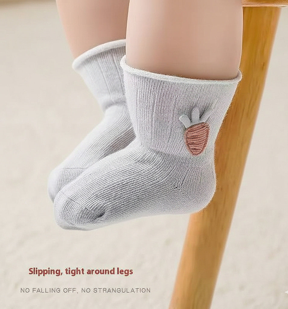 Baby antislip socks (3-12) months.