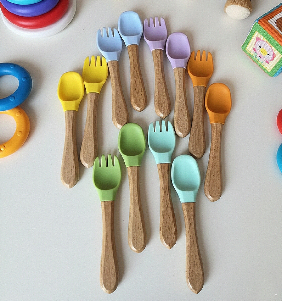Silicon Wooden feeding spoon set.