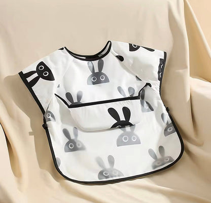 Baby cloth half sleeve bib.