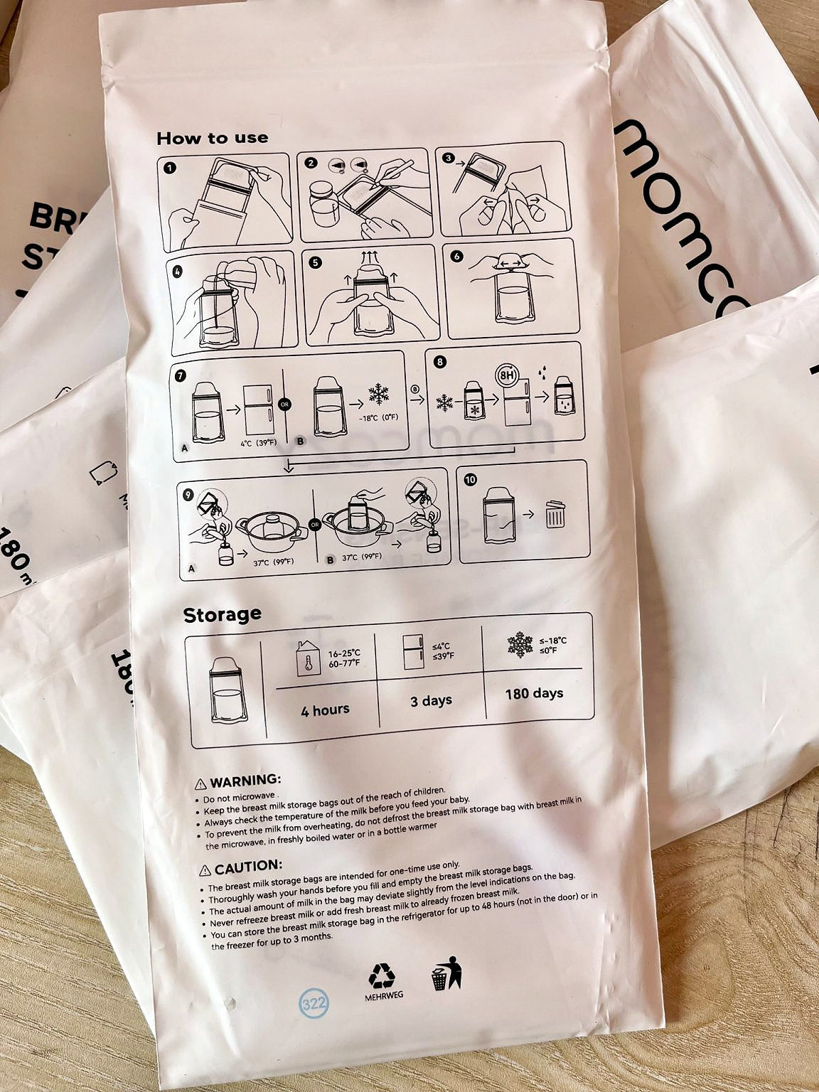 Momcozy breastmilk storage bags. (10 pcs) (disposable)