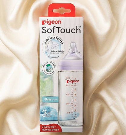 Pigeon SofTouch™ Glass Nursing Bottle 240 ml (MADE IN JAPAN)