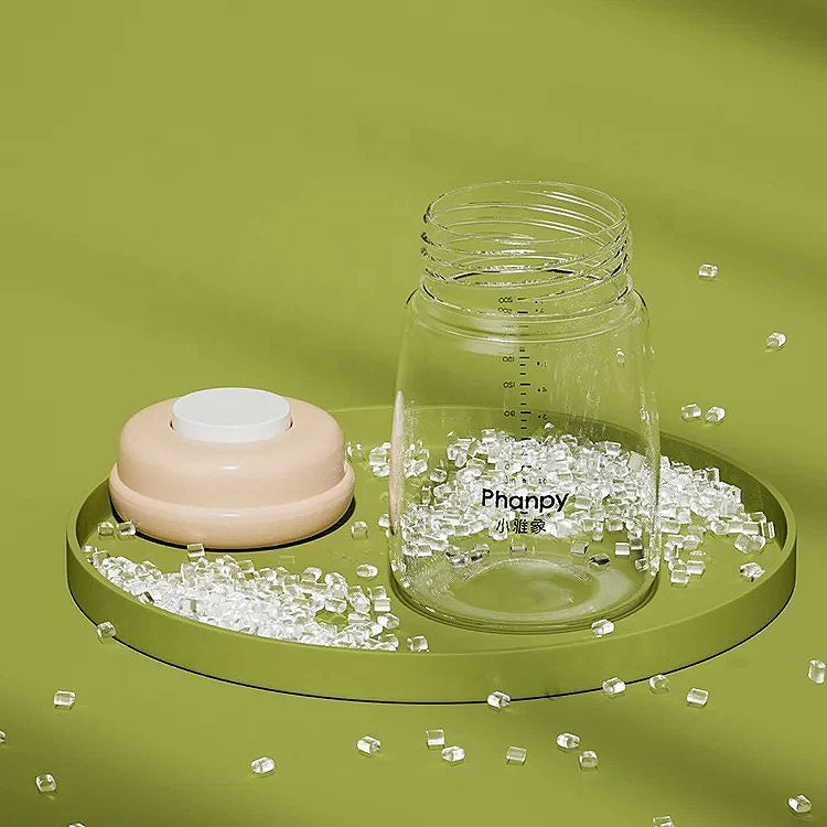 Premium quality 3 in 1 plastic Breastmilk Storage Bottles.
