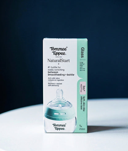 Tommee Tippee NaturalStart Glass Baby Bottle – 250ml (3m+)