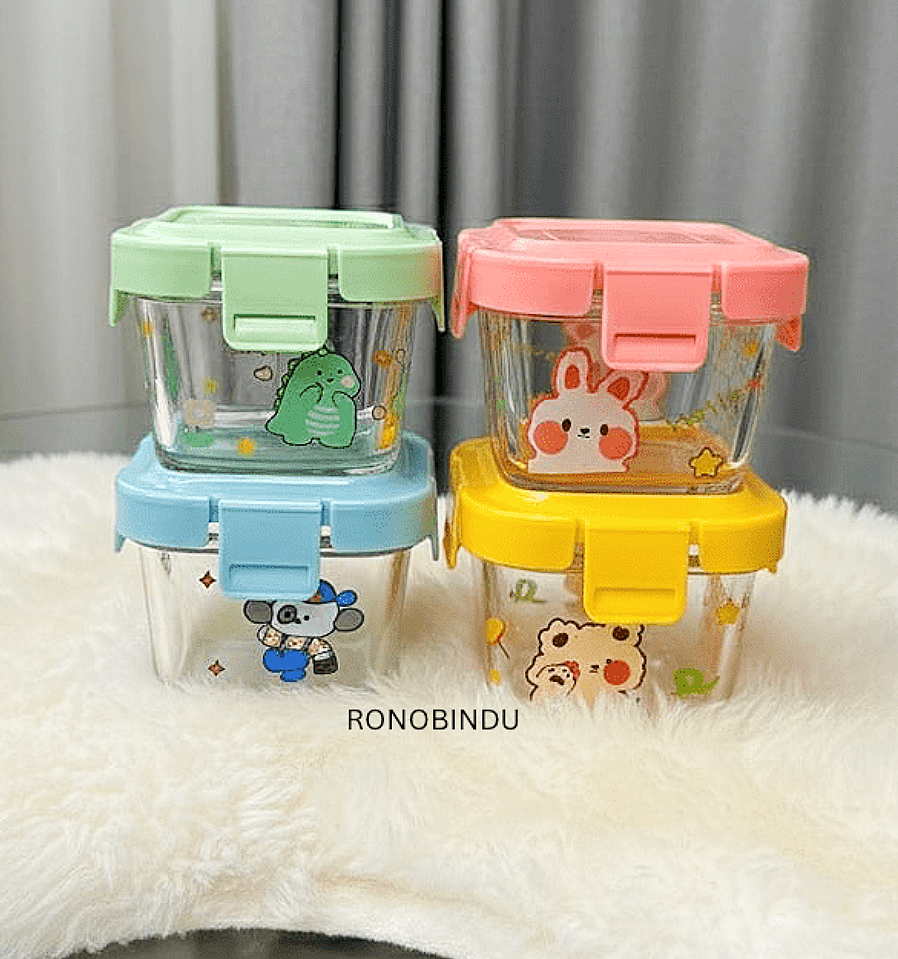 Baby glass food containers.